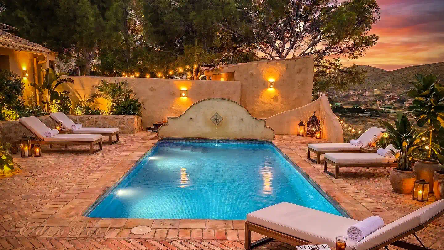 Bonalba Golf - Fibreglass pool converted into concrete pool